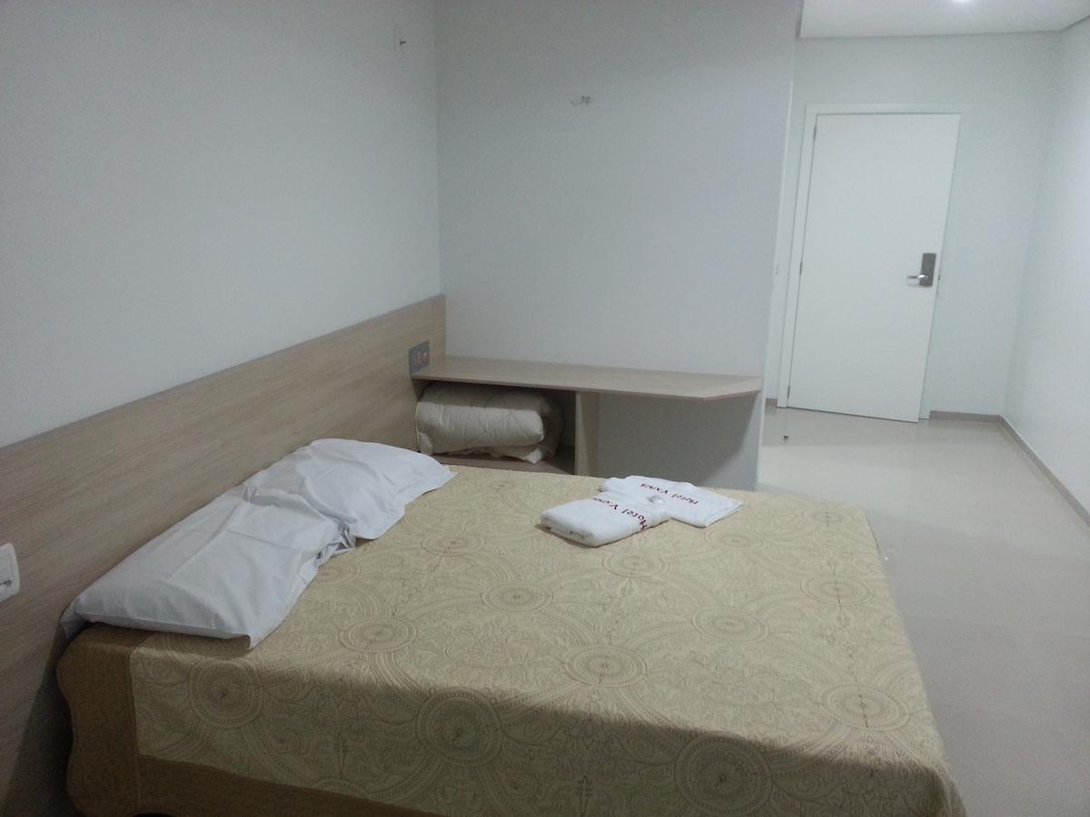 Hotel Vanes Coronel Freitas Rom bilde